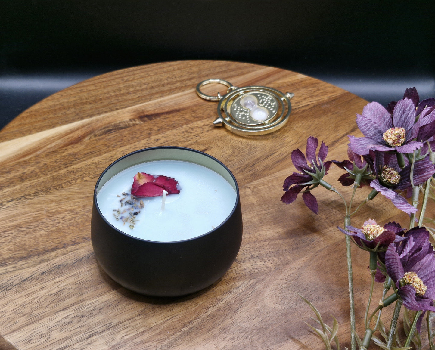 Medea - Hand poured small batch candle(8oz/227g)