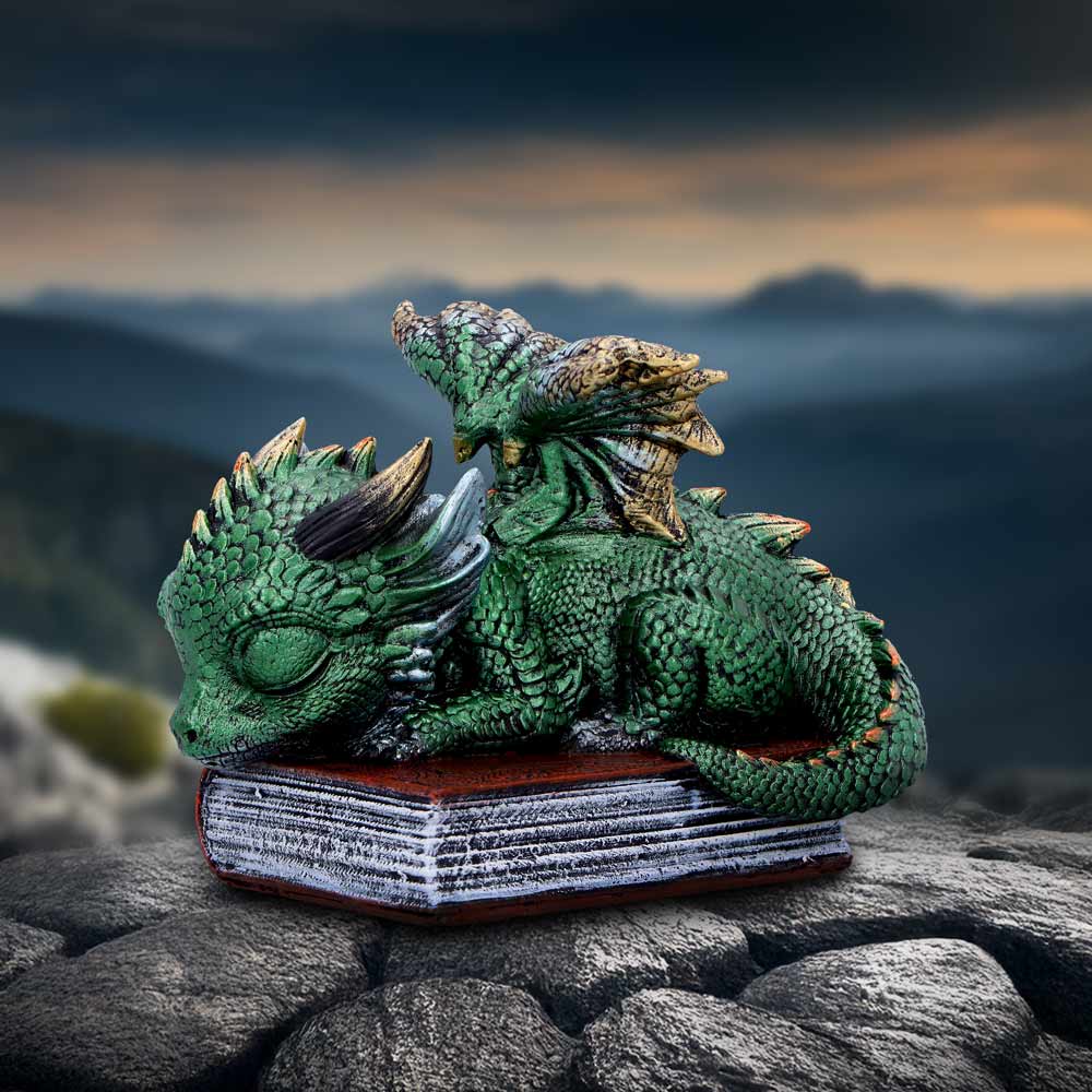 Where Dragons Dream 8cm